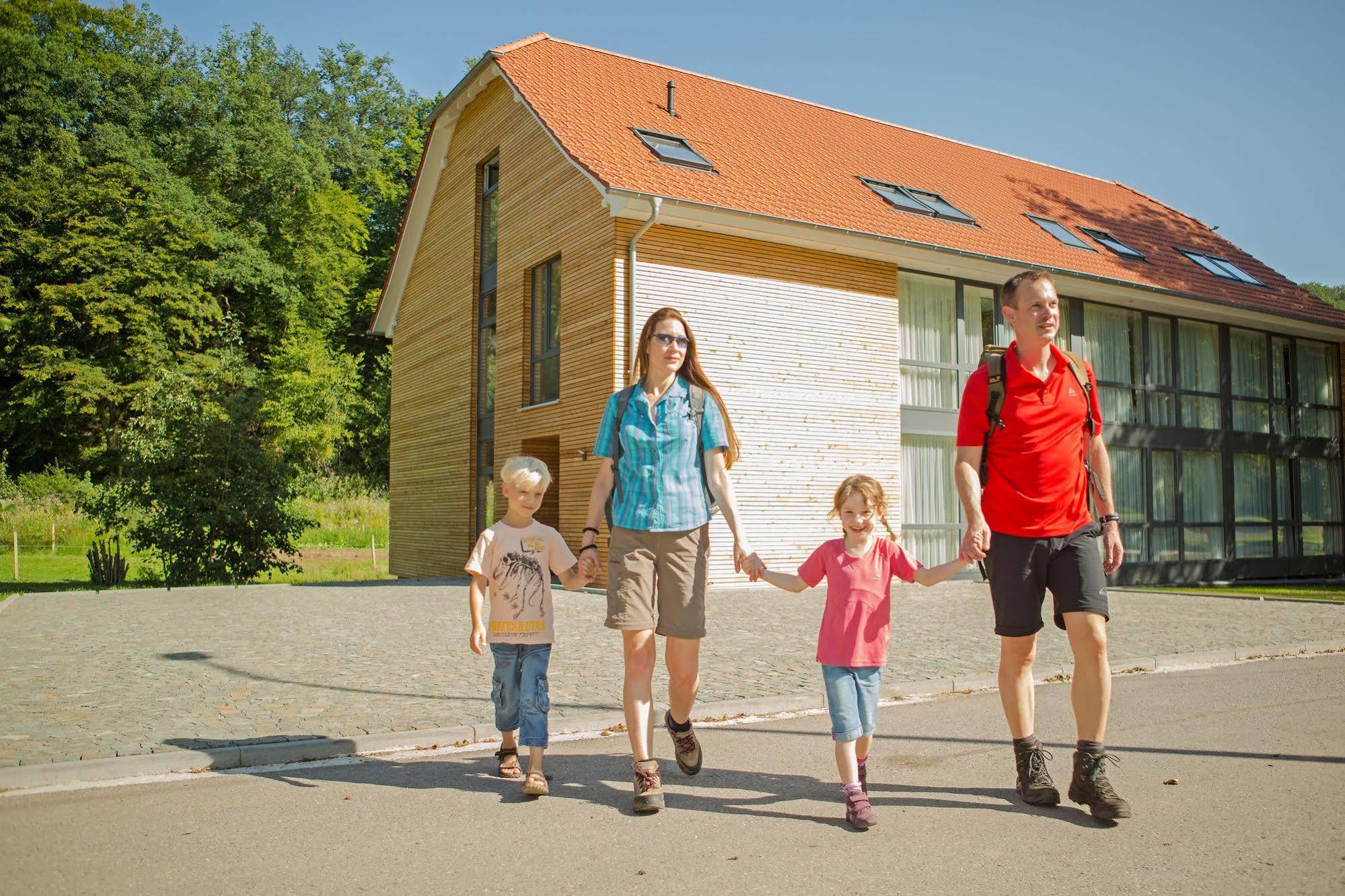 Landhotel Weihermühle Thaleischweiler-Froschen Exterior foto